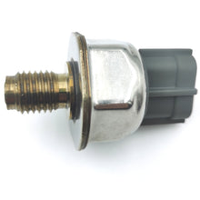 Load image into Gallery viewer, OE:45PP3-4 1465A034A 8C1Q9D280AA 9664613880 1465A034 Fuel Rail Pressure Sensor For Nissan Navara D40 Pathfinder R51 2.5 DCI