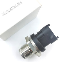 Load image into Gallery viewer, OE:0281002700 0281006365 0281002834 0281002920 Fuel Rail Pressure Sensor For CUMMINS/VOLVO/IVECO/MAN/FIAT/RENAULT