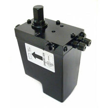 Load image into Gallery viewer, 20455262 20917279 Truck Spare Parts Lifting Hydraulic Cabin Pump For Volvo
