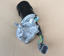 Load image into Gallery viewer, Wiper Motor 1868101210 1-86810121-0 With 5 Pins Plug Widely Use In Heavy Truck FOR ISUZU C-Series And E-Series