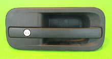 Load image into Gallery viewer, Door Handle Outer Right FOR DAF XF FT 460 Euro 6 (1872763,1872761R) (2015-03)