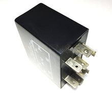 Load image into Gallery viewer, SCANIA Truck Headlamp Relay 1327013, 1401788, 1504270, 1902698 8P/24V