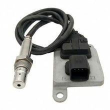 Load image into Gallery viewer, 5WK96779A Top Quality 12V Nox Sensor 84422750 5WK9 6779A for CASE IH engine sensor Nitrogen Oxigen sensor