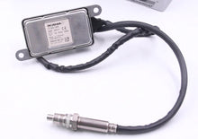 Load image into Gallery viewer, 22827992 SNS373 5WK97373 A2C93783000-02 NOx sensor FOR VOLVO TRUCK