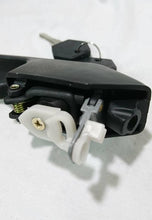 Load image into Gallery viewer, Outer Door handle with key 1306976 RH/1306975 LH for Scania truck part