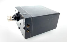 Load image into Gallery viewer, Cabin Tilt Pump used for VOLVO TRUCK 21882617/21241595 /22841213 / 74 21 241 595/7421241595