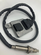 Load image into Gallery viewer, Mercedes-Benz A0009058611 Continental A3C01067900-610 Nox sensor
