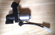 Load image into Gallery viewer, 20443881 3090898 1147412096 A/C Coolant Control Valve for VOLVO TRUCK FH12 FH16 FM9 FM12