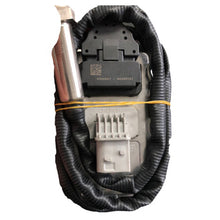 Load image into Gallery viewer, 4326867 5WK96754C 5WK96754B Nitrogen Oxide Uninox Nox Sensor fit For Cummins CES 24V VAN Truck No# 4326867RX 5WK96754 5WK9 6754B