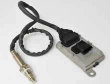 Load image into Gallery viewer, Newly Nitrogen Sensor 5WK9 6664E 5WK9 6664D Nox sensor for VOLVO/RENAULT EURO5 TRUCKS No#21244501, 21567736 22219283 5WK96664E