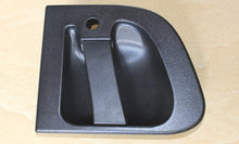 Load image into Gallery viewer, LH 5001858129 RH 5001858130 European Truck Body Parts FOR RENAULT Premium Trailer Plastic Outside Door Handle