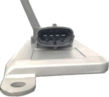 Load image into Gallery viewer, Original Brand New 21984358 22219283 5WK96717B 5WK96717A NOX Sensor Nitrox Oxygen Sensor for Volvo