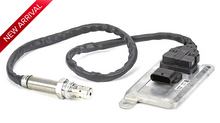 Load image into Gallery viewer, 84422745 5WK96710A Nox sensor FOR TITAN/NEW HOLLAND/STEIGER