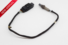 Load image into Gallery viewer, Bosch 0281007335/336 AUDI/VW AG 04L907805DG NOX Sensor