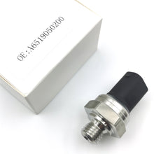 Load image into Gallery viewer, OE:A6519050200 A0071530328 Car Fuel Rail Pressure Regulator Sensor For Mercedes-Benz C-Class W204 E-Class W212 Sprinter 2.1 CDI
