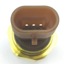 Load image into Gallery viewer, OE: 4921493 3330141 904-7133 Manifold Turbo Boost Oil Pressure Sensor For Cummins M11 1SM QSM L10 PACCAR FREIGHTLINER
