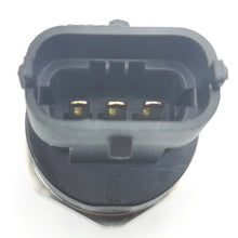 Load image into Gallery viewer, OE: 0281002909 0281002475 3140127001 Fuel Rail Pressure Sensor For Hyundai/Kia/Iveco/Fiat/Landrover/BMW
