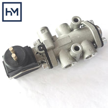 Load image into Gallery viewer, OE:1457275 1303948R 1457275R 130394 Truck Inhibitor Gear Valve For DAF 75 Cf 85 95 Xf 97-02
