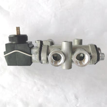 Load image into Gallery viewer, OE:1457275 1303948R 1457275R 130394 Truck Inhibitor Gear Valve For DAF 75 Cf 85 95 Xf 97-02
