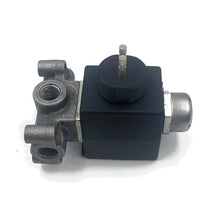 Load image into Gallery viewer, 0E:0002602557 0002602657 truck solenoid valve for Mercedes Benz truck

