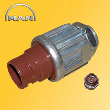 Load image into Gallery viewer, Brake light switch for MAN 81255500134 81255200171 81259026267 81259026268 81.25902.6217
