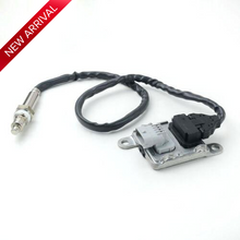 Load image into Gallery viewer, Car 12V Nox Sensor Nitrogen oxides Sensor 5WK96740 For Cummins 2872944
