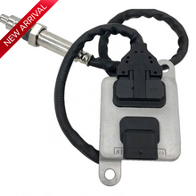 Load image into Gallery viewer, Mercedes Benz A0009057000 5WK96682A NOX Sensor
